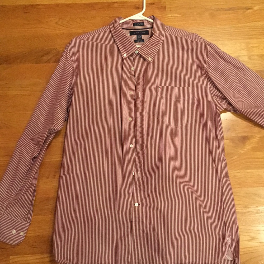 Tommy Hilfiger Button Up like new